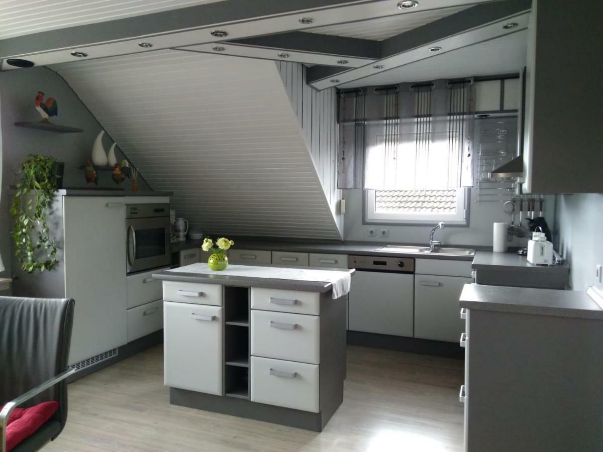 67 * Kleve (Dusseldorf)